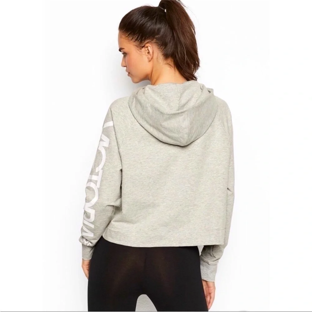Victoria's Secret SPORT Hoodie Sweatshirt Spell out Logo on Sleeve Gray SZ XL - Picture 2 of 14